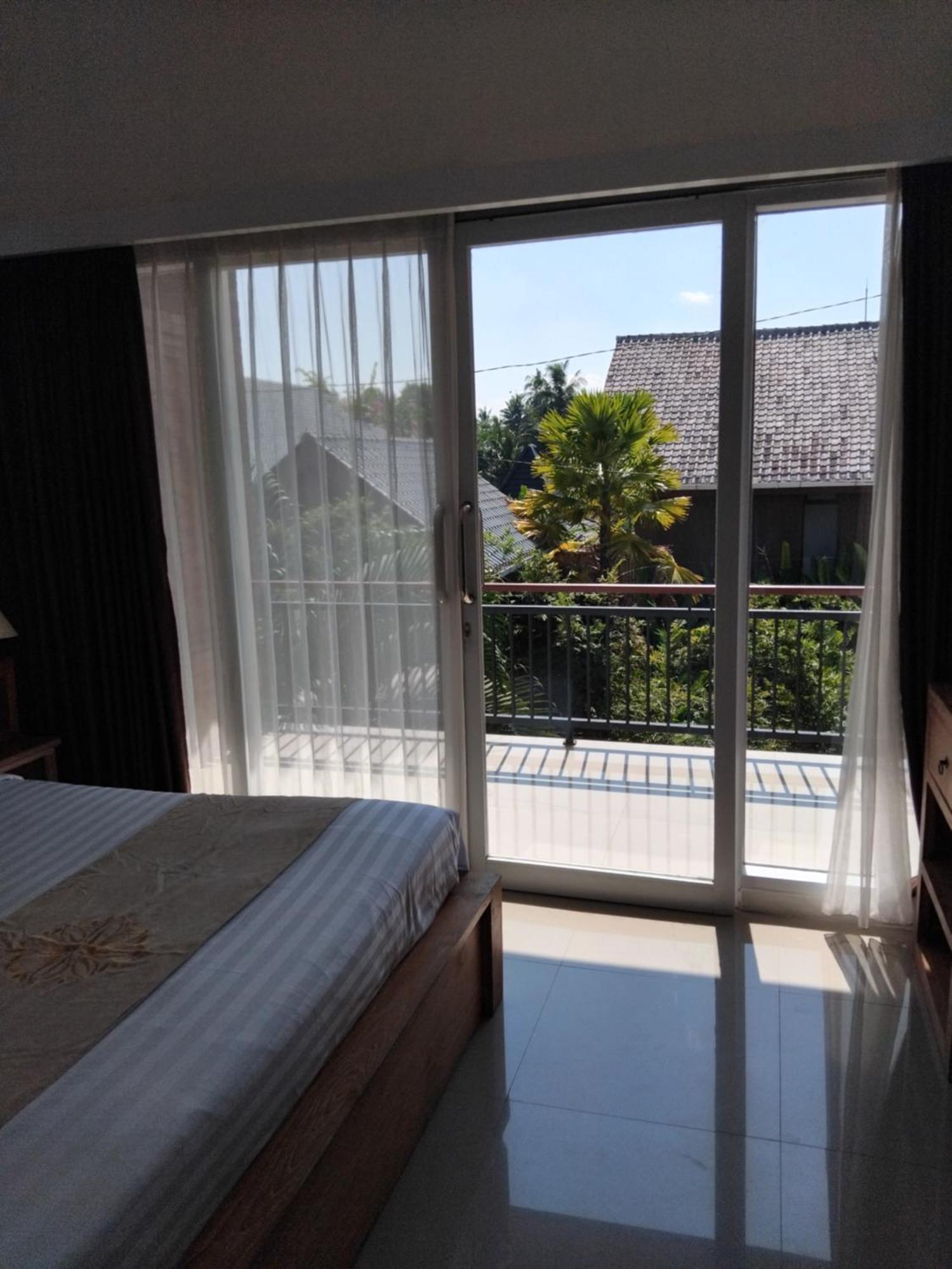 Sujiwa Ubud Hotel & Villa Екстериор снимка