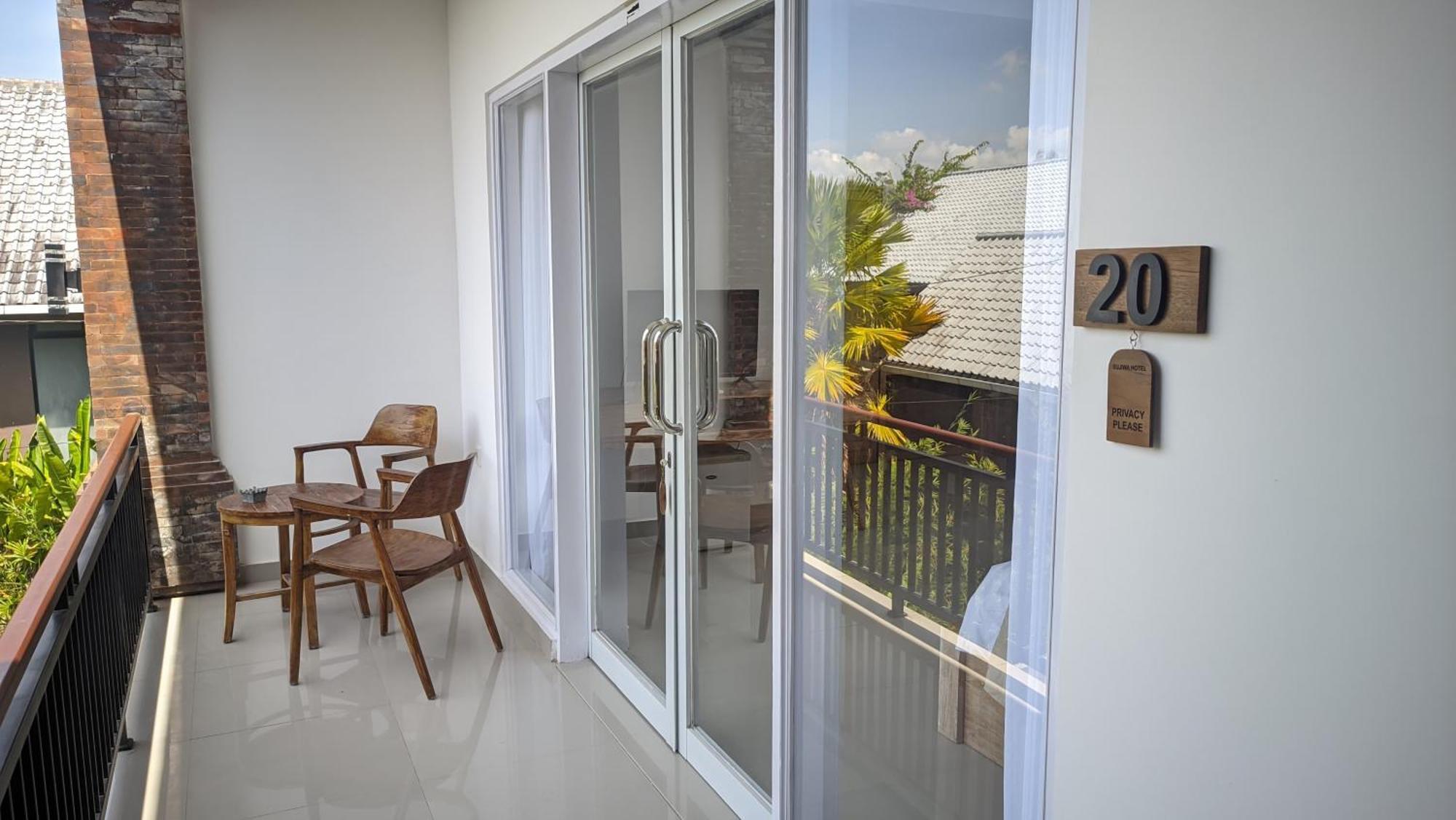 Sujiwa Ubud Hotel & Villa Екстериор снимка
