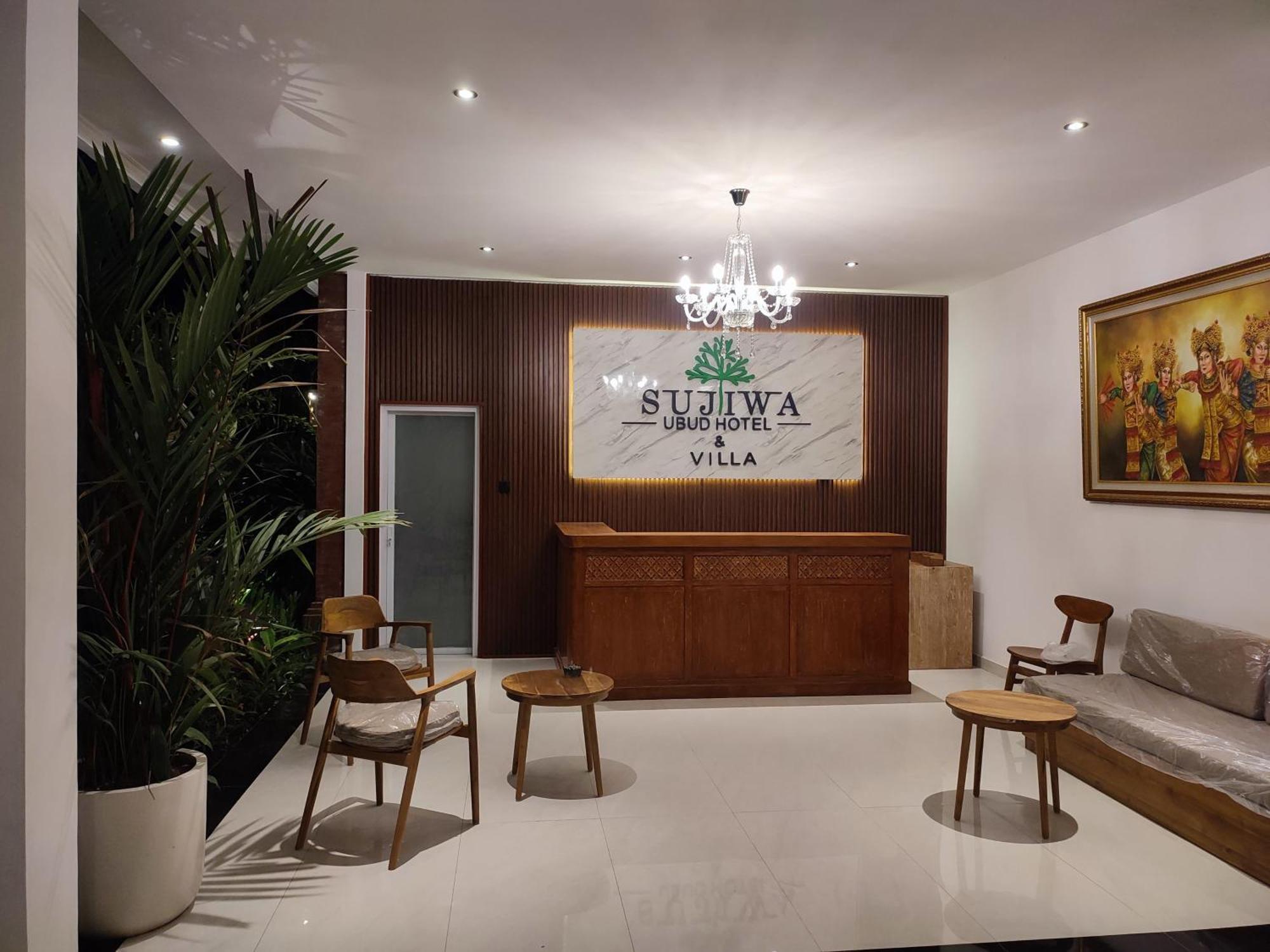 Sujiwa Ubud Hotel & Villa Екстериор снимка